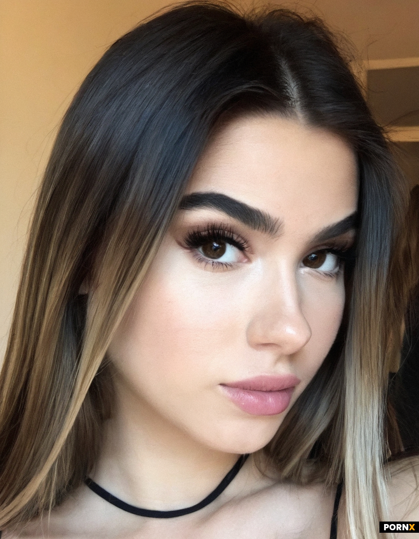 A Caucasian white girl 30 years old Wide brown eyes